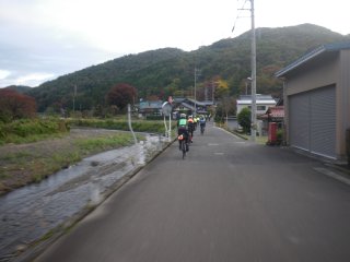木の芽峠へ上る